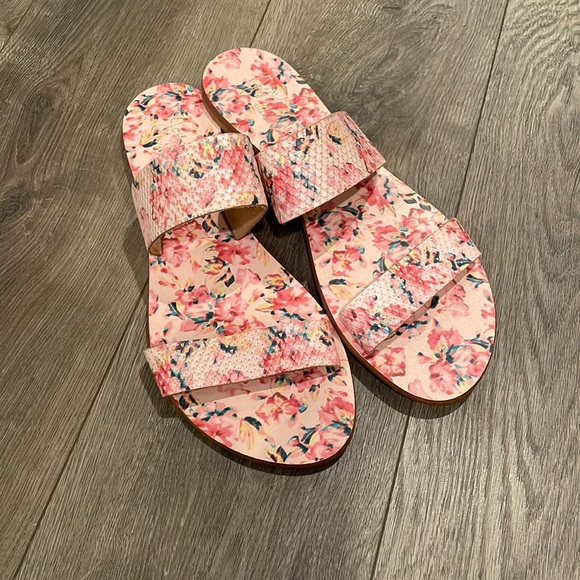Joie Shoes - Joie floral sandals NWOT